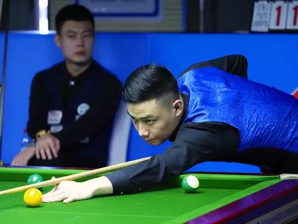 练负荷呈正 练负荷呈正