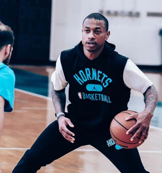 他的表现充 他的表现充