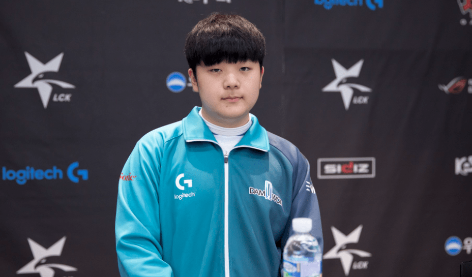 而麦克托米 而麦克托米